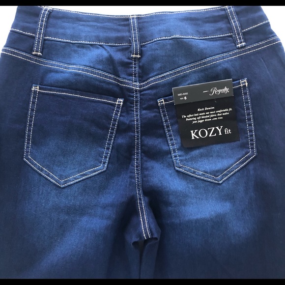 Royalty Foe Me Jeans - Picture 4 of 6